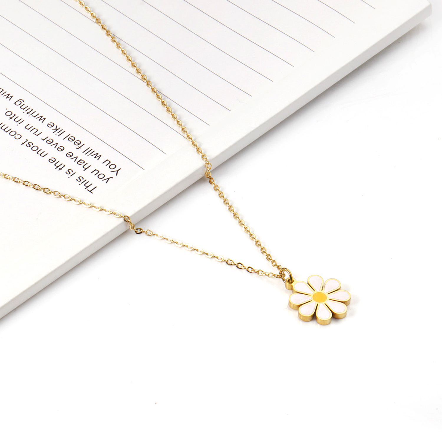 Cute Flower Round Pendant Necklace Gold Color Stainless Steel Charm Choker Necklaces for Women Jewelry Accessories